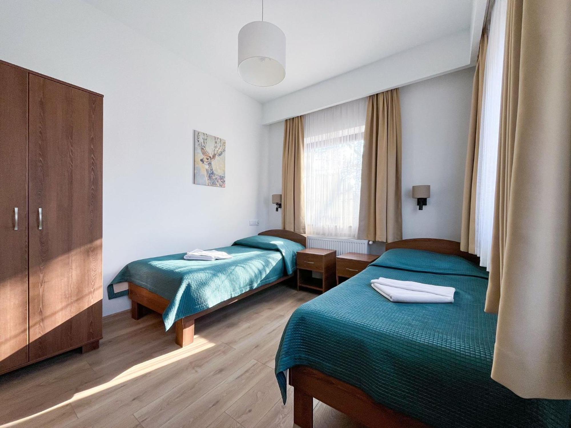 Victoria Hotel 3*